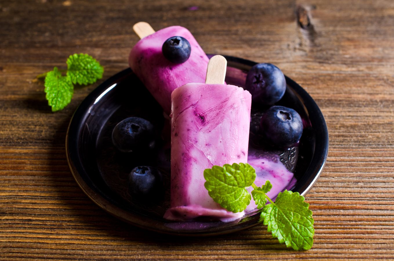 Sugar-Free Blueberry Collagen Popsicles